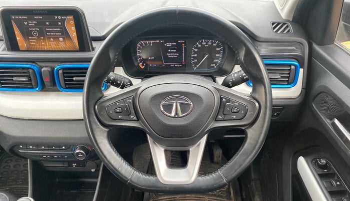 2022 Tata PUNCH CREATIVE  MT, Petrol, Manual, 43,093 km, Steering Wheel Close Up