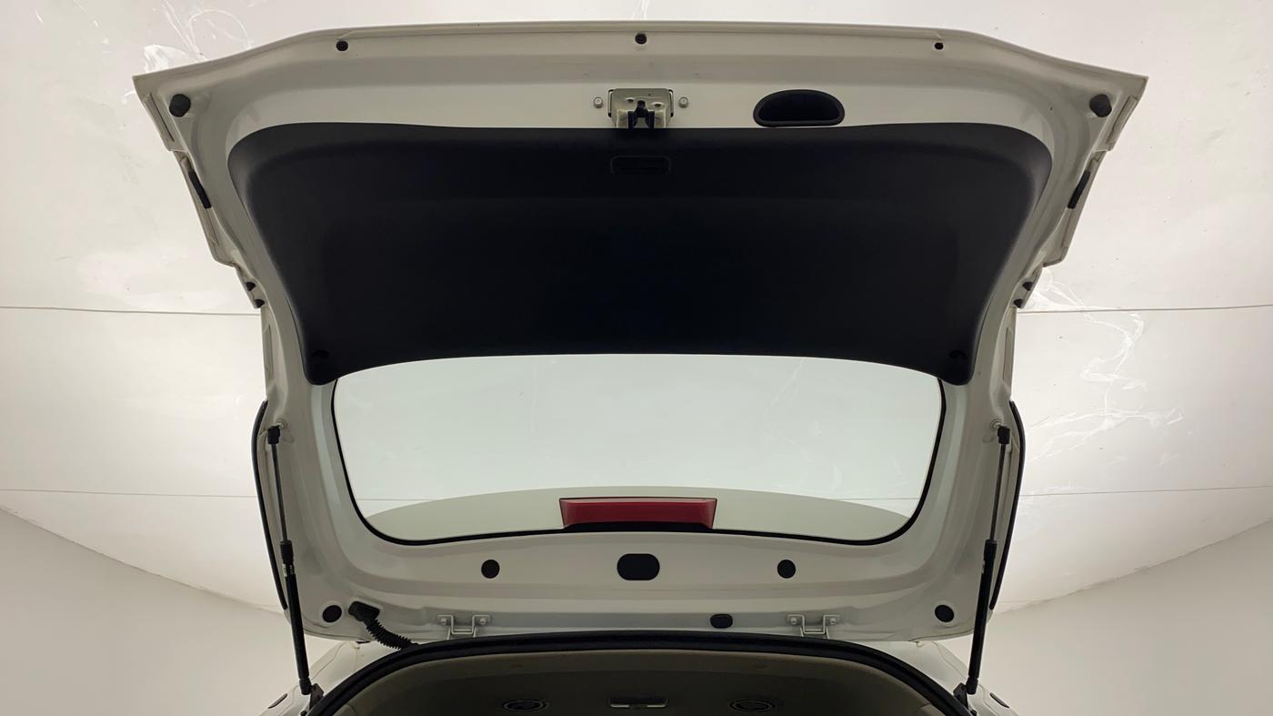 2022 KIA CARENS PREMIUM 1.4 PETROL 7 STR, Petrol, Manual, 38,913 km, Boot Door Open