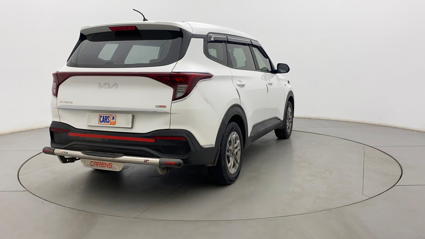 2022 KIA CARENS PREMIUM 1.4 PETROL 7 STR, Petrol, Manual, 38,913 km, Right Back Diagonal