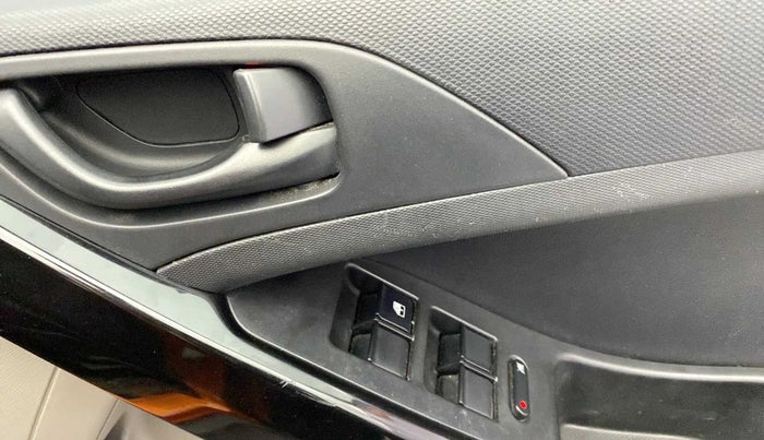 2019 Tata NEXON XM PETROL, Petrol, Manual, 50,798 km, Driver Side Door Panels Control
