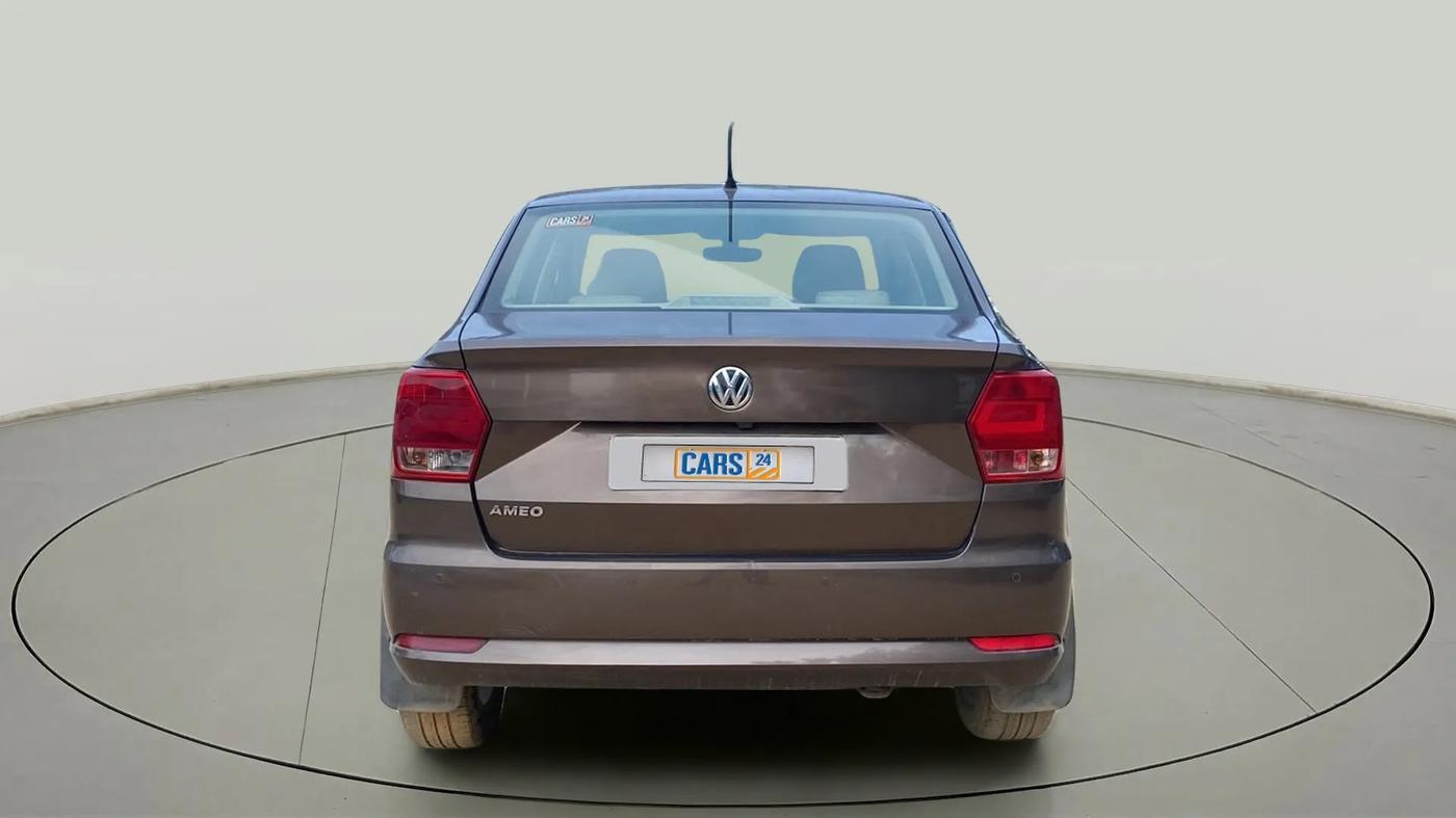 2017 Volkswagen Ameo HIGHLINE1.2L, Petrol, Manual, 69,020 km, Back/Rear
