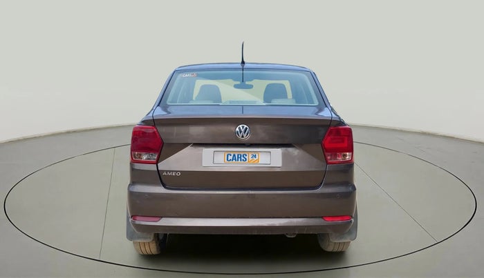 2017 Volkswagen Ameo HIGHLINE1.2L, Petrol, Manual, 69,020 km, Back/Rear