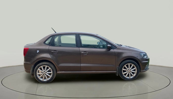 2017 Volkswagen Ameo HIGHLINE1.2L, Petrol, Manual, 69,020 km, Right Side View