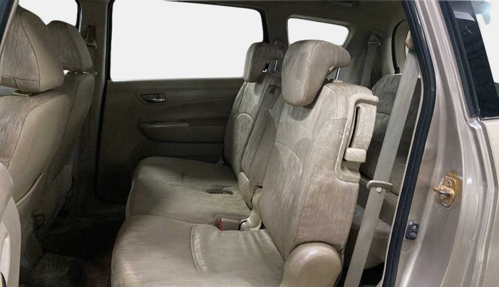 2014 Maruti Ertiga VXI CNG, CNG, Manual, 68,257 km, Right Side Rear Door Cabin