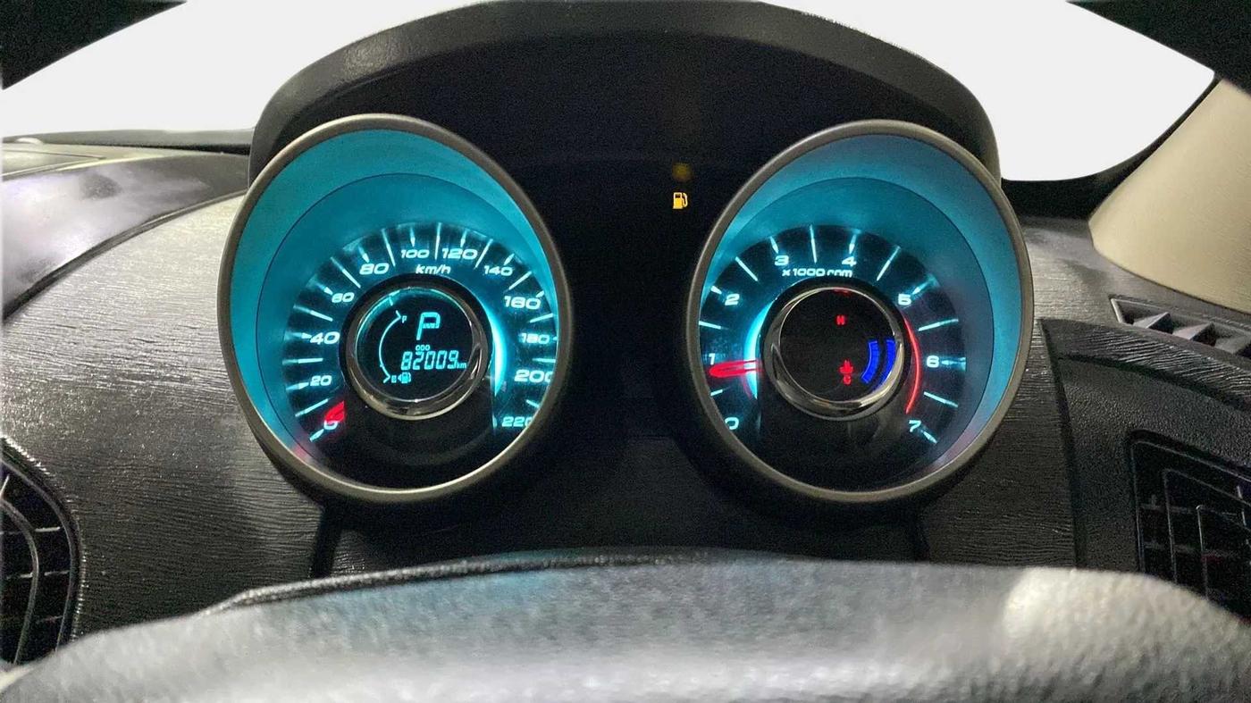 2017 Mahindra XUV500 W10 AT, Diesel, Automatic, 82,356 km, Odometer Image