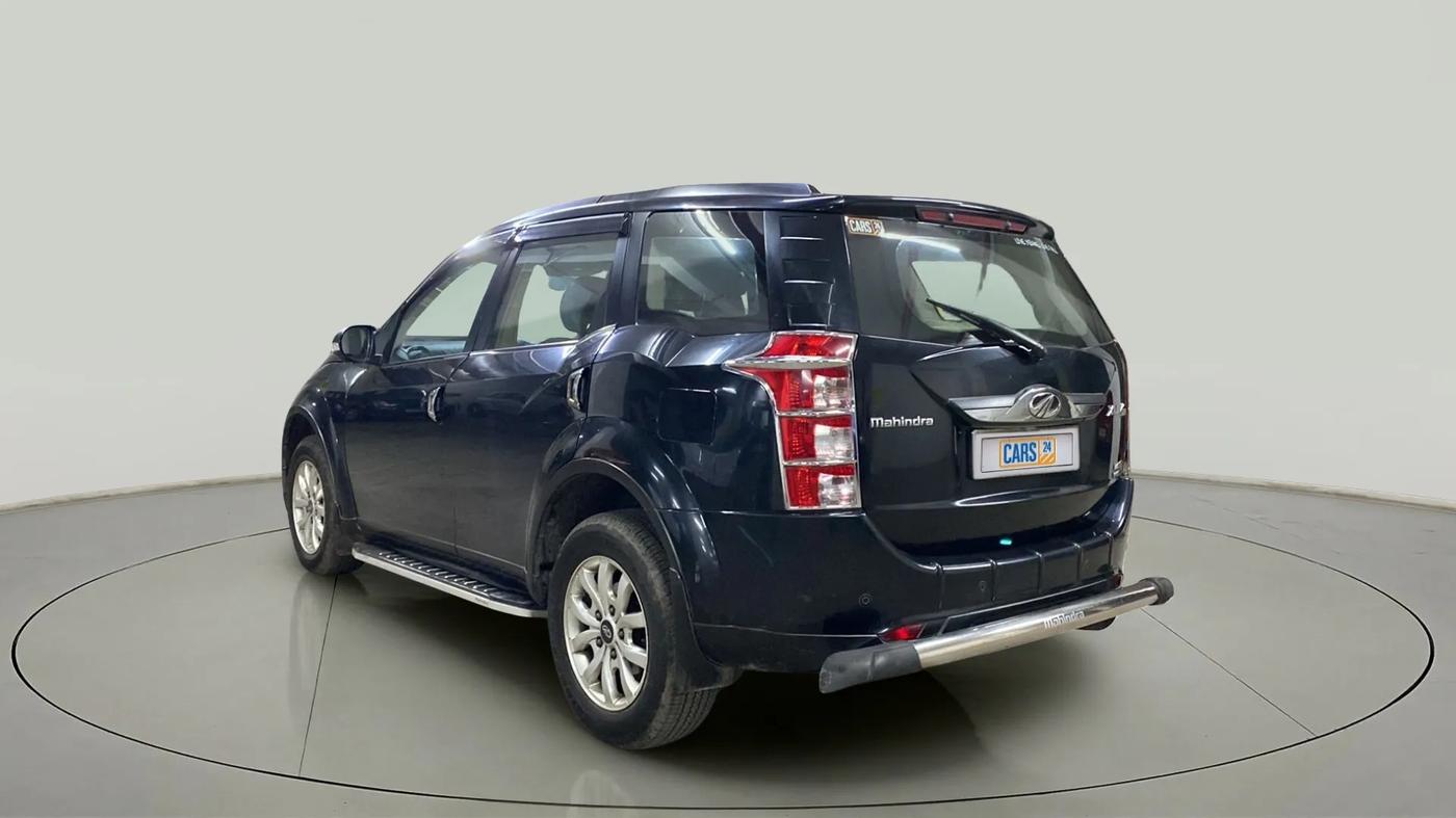 2017 Mahindra XUV500 W10 AT, Diesel, Automatic, 82,356 km, Left Back Diagonal
