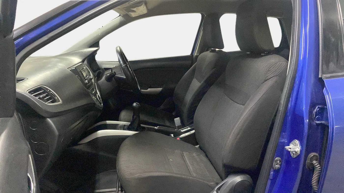 2017 Maruti Baleno DELTA DIESEL 1.3, Diesel, Manual, 17,557 km, Right Side Front Door Cabin