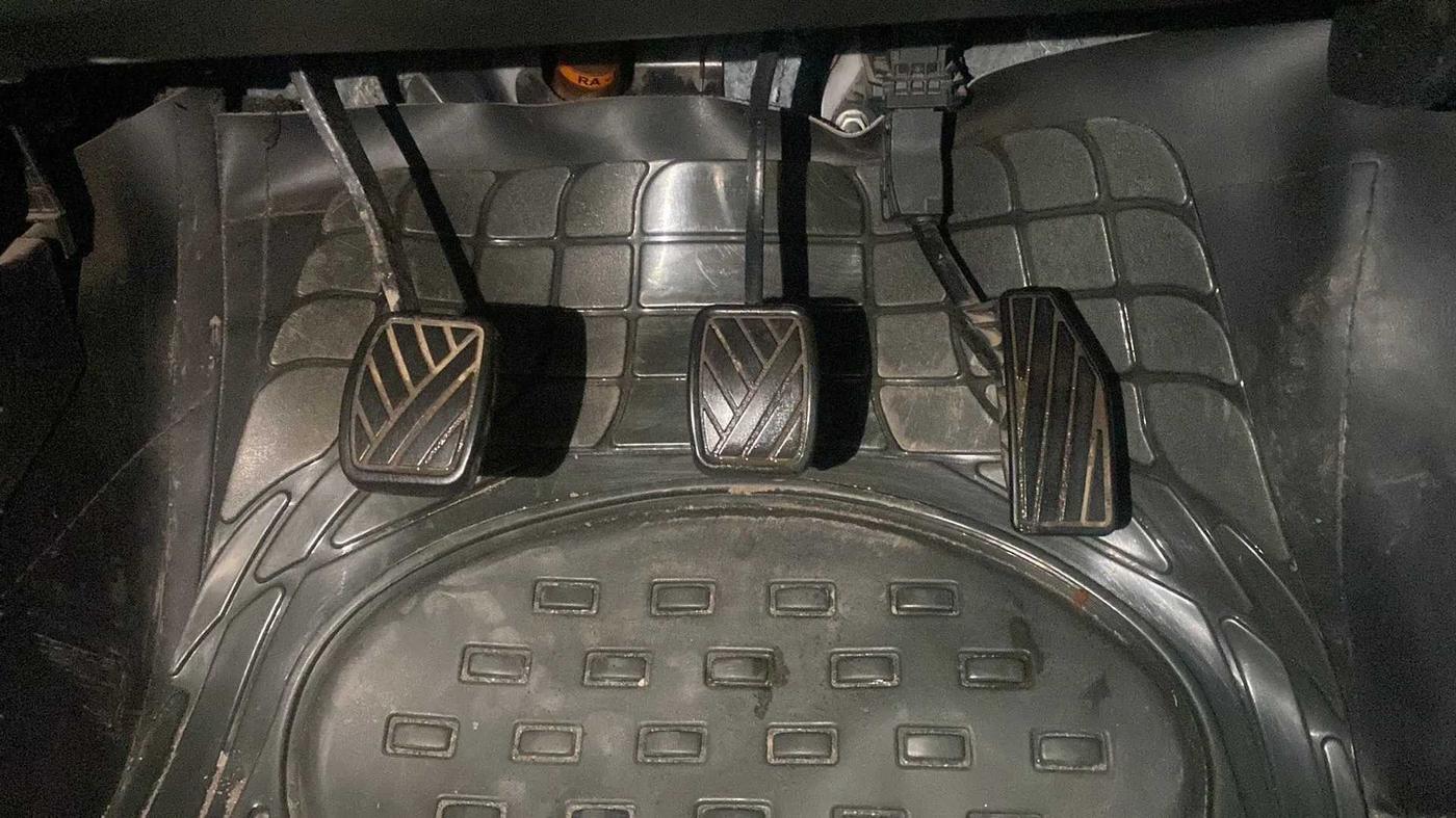 2017 Maruti Baleno DELTA DIESEL 1.3, Diesel, Manual, 17,557 km, Pedals