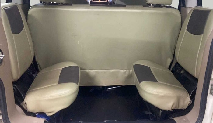 2016 Mahindra TUV300 T8 AMT, Diesel, Automatic, 44,459 km, Third Seat Row ( optional )