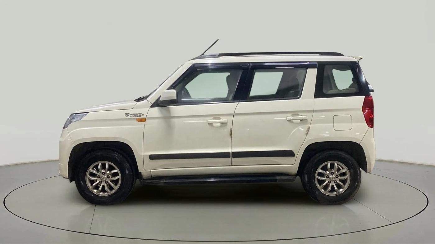 2016 Mahindra TUV300 T8 AMT, Diesel, Automatic, 44,459 km, Left Side