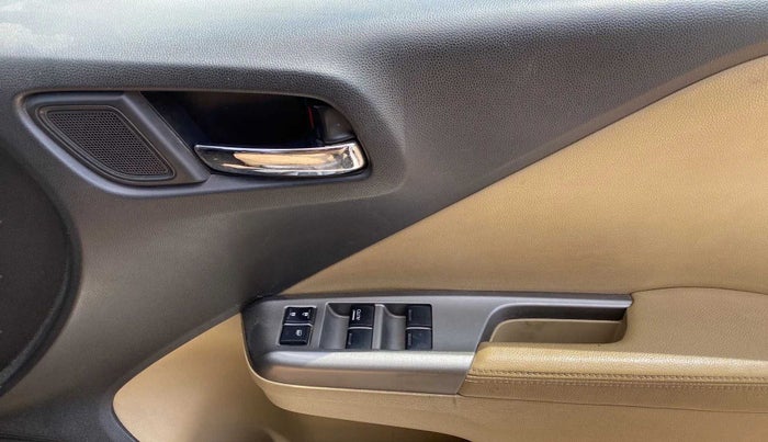 2015 Honda City 1.5L I-DTEC VX, Diesel, Manual, 87,882 km, Driver Side Door Panels Control