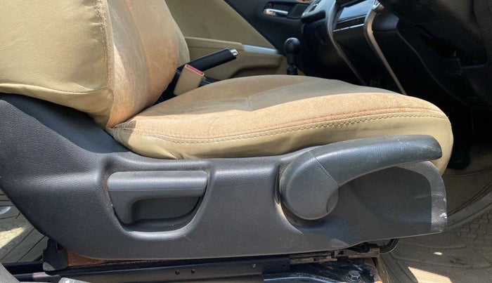 2015 Honda City 1.5L I-DTEC VX, Diesel, Manual, 87,882 km, Driver Side Adjustment Panel