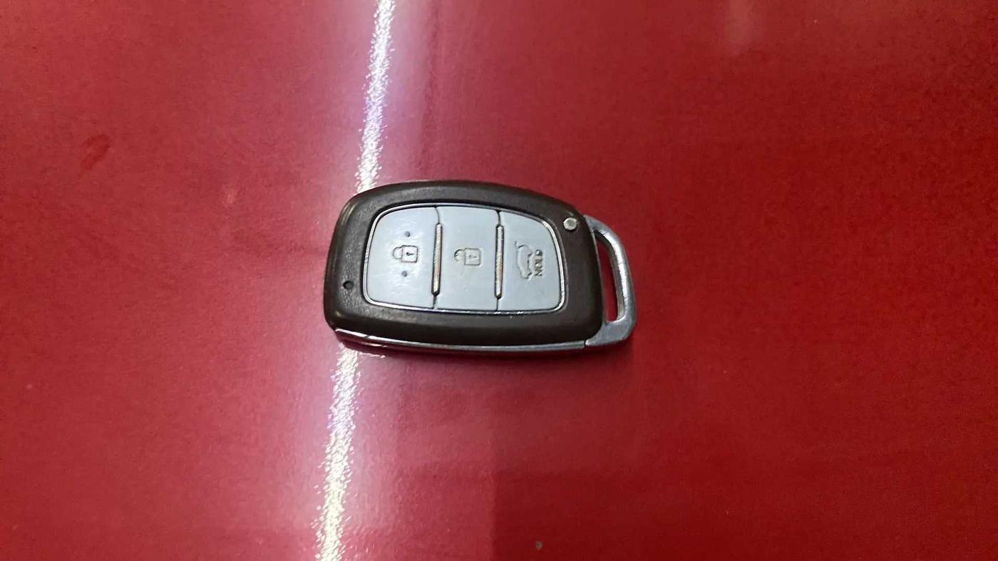 2015 Hyundai Creta SX PLUS AT 1.6 DIESEL, Diesel, Automatic, 1,12,447 km, Key Close Up