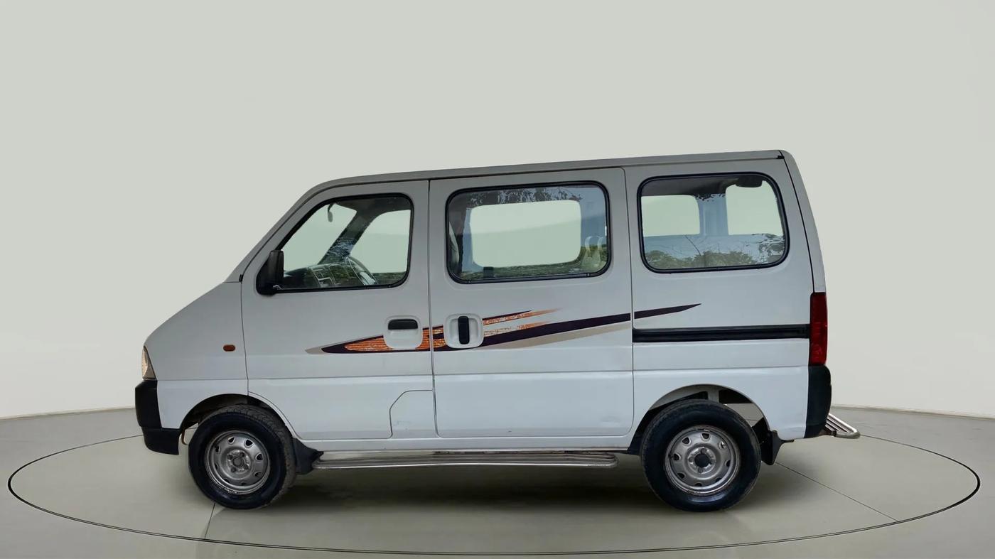2017 Maruti Eeco 5 STR WITH A/C+HTR, CNG, Manual, 95,843 km, Left Side