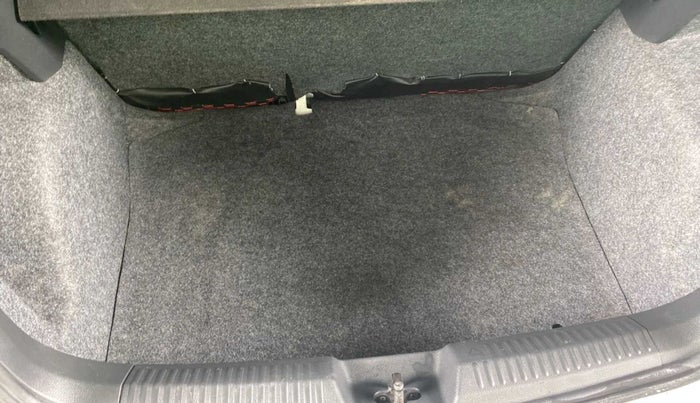 2021 Volkswagen Polo TRENDLINE 1.0L, Petrol, Manual, 33,803 km, Boot Inside