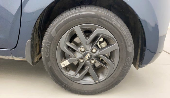 2021 Hyundai GRAND I10 NIOS SPORTZ AMT 1.2 KAPPA VTVT, Petrol, Automatic, 13,060 km, Right Front Wheel