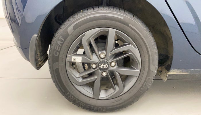 2021 Hyundai GRAND I10 NIOS SPORTZ AMT 1.2 KAPPA VTVT, Petrol, Automatic, 13,060 km, Right Rear Wheel