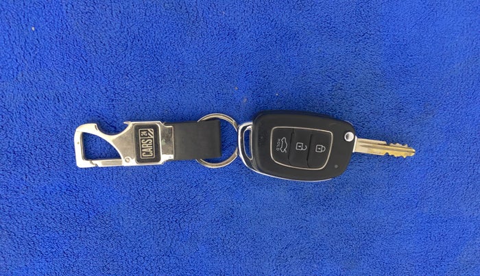 2021 Hyundai GRAND I10 NIOS SPORTZ AMT 1.2 KAPPA VTVT, Petrol, Automatic, 13,060 km, Key Close Up