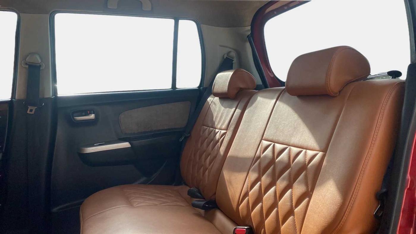2013 Maruti Wagon R 1.0 VXI, Petrol, Manual, 90,334 km, Right Side Rear Door Cabin
