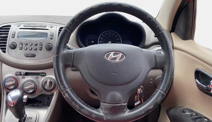 2013 Hyundai i10 SPORTZ 1.2 AT, Petrol, Automatic, 79,084 km, Steering Wheel Close Up