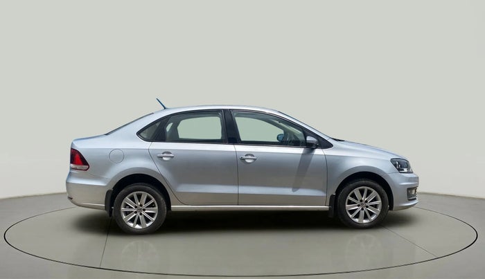 2015 Volkswagen Vento HIGHLINE 1.6 MPI, Petrol, Manual, 76,237 km, Right Side
