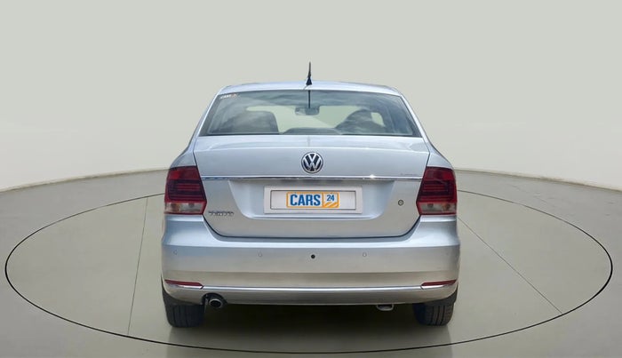 2015 Volkswagen Vento HIGHLINE 1.6 MPI, Petrol, Manual, 76,237 km, Back/Rear