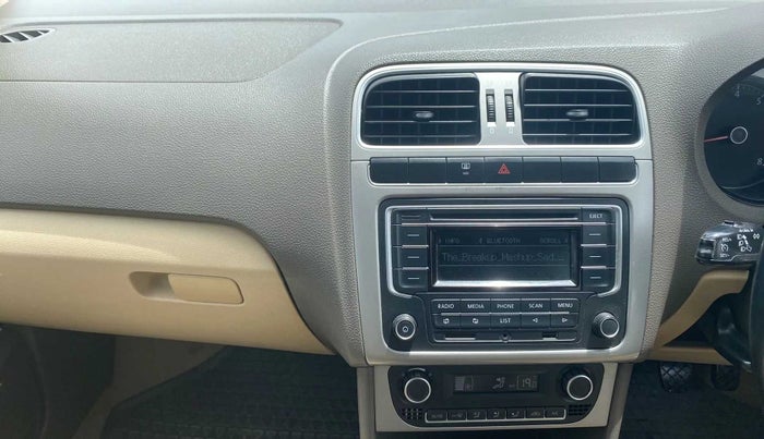 2015 Volkswagen Vento HIGHLINE 1.6 MPI, Petrol, Manual, 76,237 km, Air Conditioner