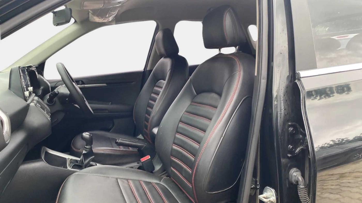 2023 KIA SONET HTK PLUS 1.2, Petrol, Manual, 25,714 km, Right Side Front Door Cabin