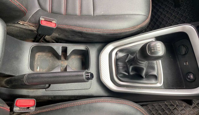 2023 KIA SONET HTK PLUS 1.2, Petrol, Manual, 25,714 km, Gear Lever