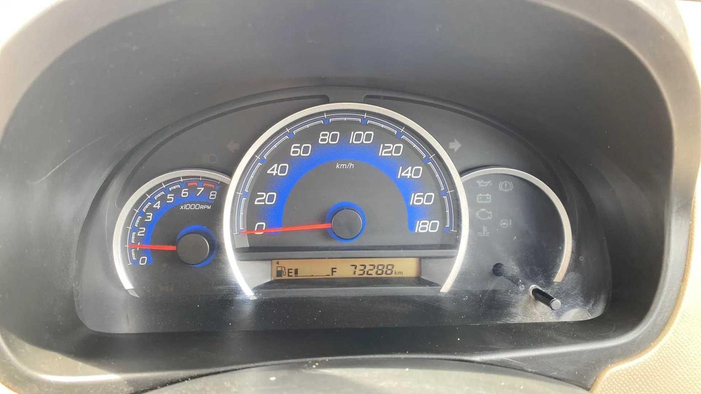 2017 Maruti Wagon R 1.0 VXI+, Petrol, Manual, 73,427 km, Odometer Image
