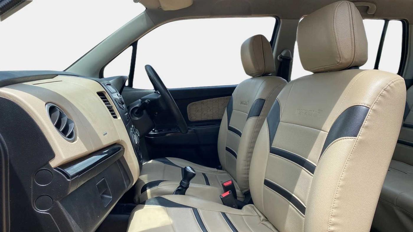 2017 Maruti Wagon R 1.0 VXI+, Petrol, Manual, 73,427 km, Right Side Front Door Cabin