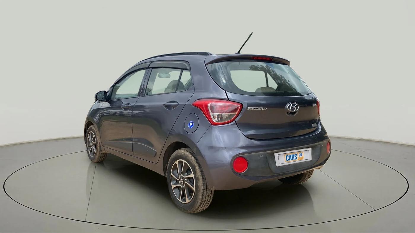 2017 Hyundai Grand i10 SPORTZ (O) AT 1.2 KAPPA VTVT, Petrol, Automatic, 31,654 km, Left Back Diagonal