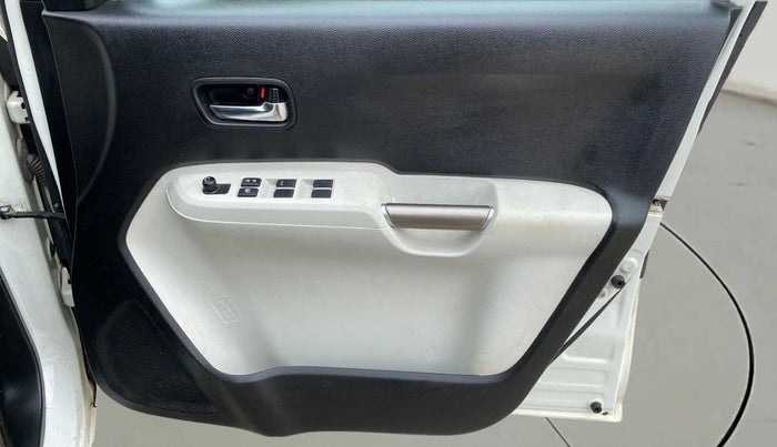 2018 Maruti IGNIS DELTA 1.2, Petrol, Manual, 42,192 km, Driver Side Door Panels Control