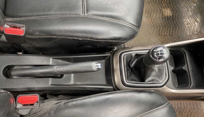2018 Maruti IGNIS DELTA 1.2, Petrol, Manual, 42,192 km, Gear Lever