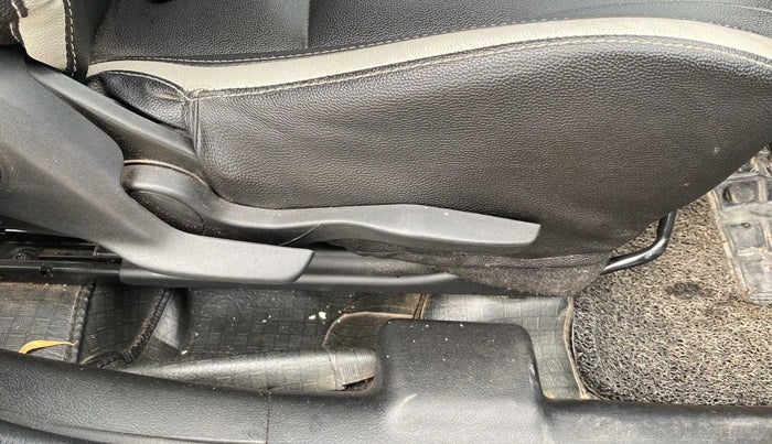 2020 Maruti Baleno ZETA CVT PETROL 1.2, Petrol, Automatic, 31,089 km, Driver Side Adjustment Panel