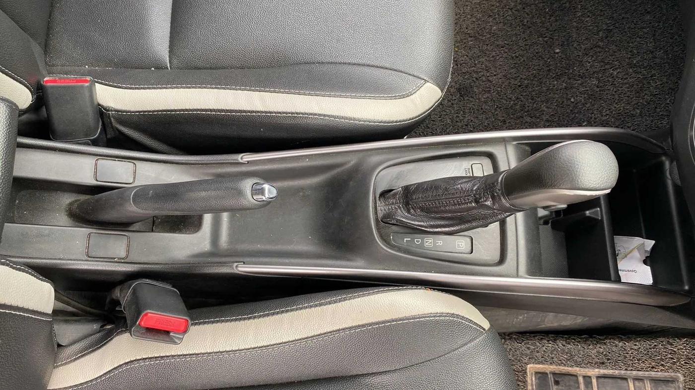 2020 Maruti Baleno ZETA CVT PETROL 1.2, Petrol, Automatic, 31,089 km, Gear Lever