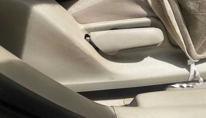 2013 Maruti Swift Dzire VXI, Petrol, Manual, 35,720 km, Driver Side Adjustment Panel