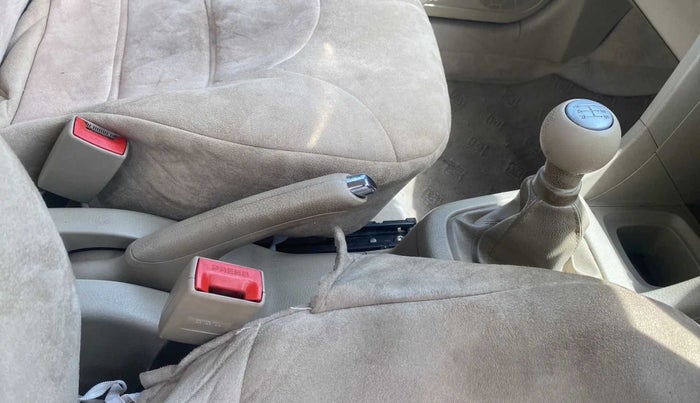 2013 Maruti Swift Dzire VXI, Petrol, Manual, 35,720 km, Gear Lever