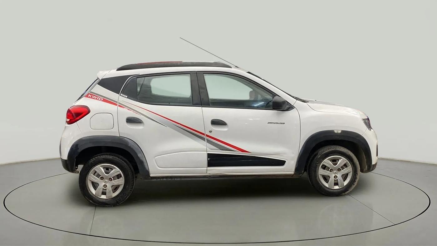 2017 Renault Kwid RXT 0.8, Petrol, Manual, 47,555 km, Right Side View