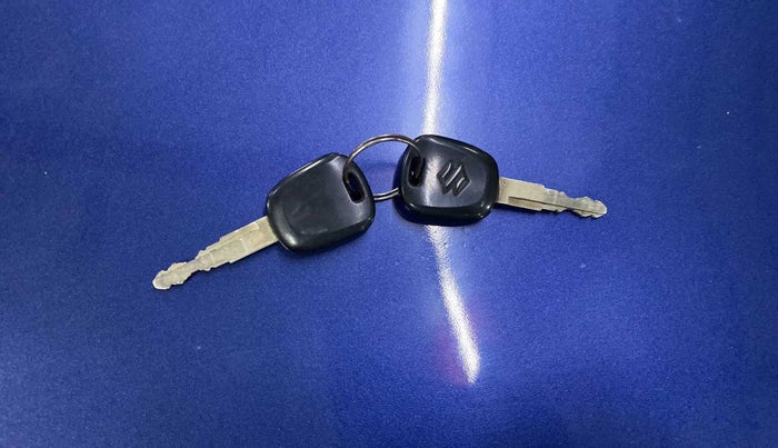 2018 Maruti Dzire LXI, Petrol, Manual, 15,849 km, Key Close Up