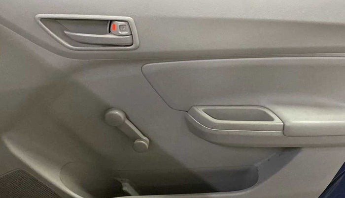 2018 Maruti Dzire LXI, Petrol, Manual, 15,849 km, Driver Side Door Panels Control