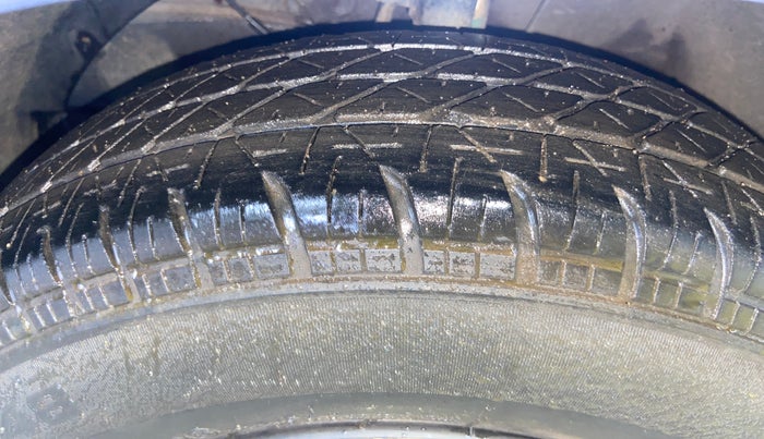 2019 Maruti Dzire VXI, Petrol, Manual, 96,316 km, Left Front Tyre Tread