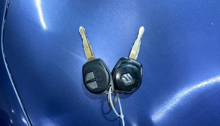 2019 Maruti Dzire VXI, Petrol, Manual, 96,316 km, Key Close Up