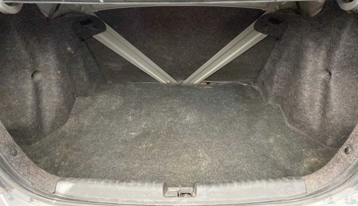 2013 Honda Amaze 1.2L I-VTEC VX, Petrol, Manual, 95,310 km, Boot Inside