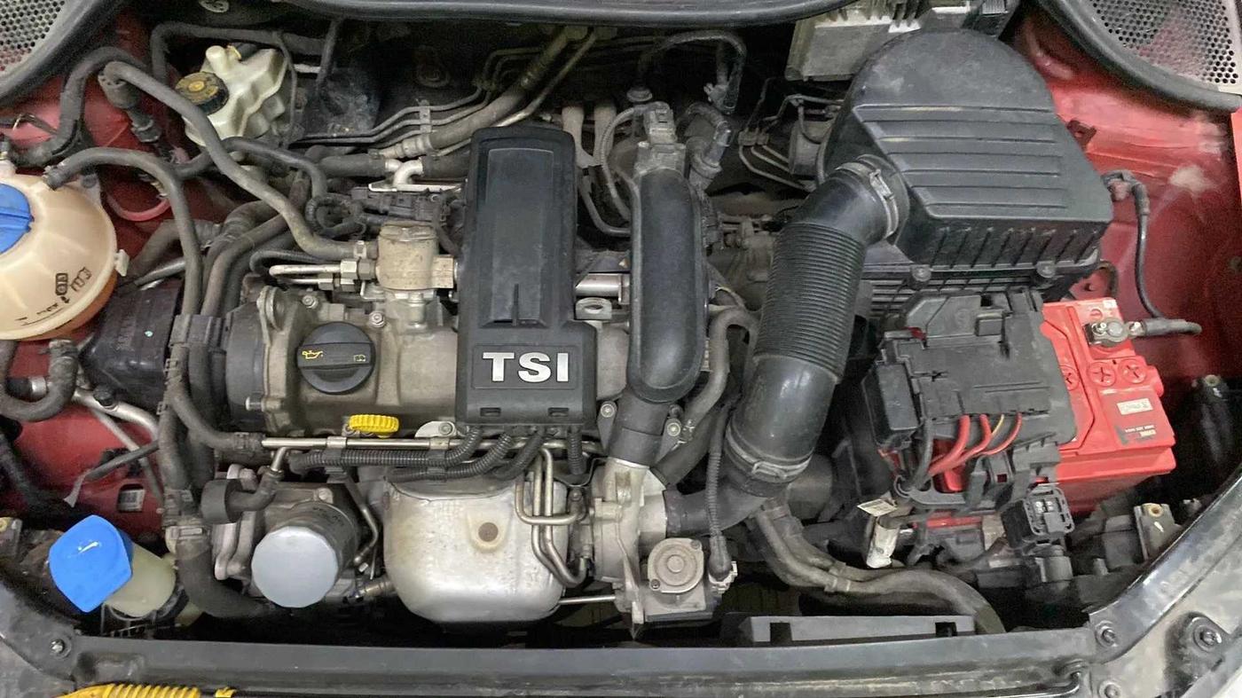 2015 Volkswagen Polo GT TSI AT, Petrol, Automatic, 70,825 km, Open Bonet