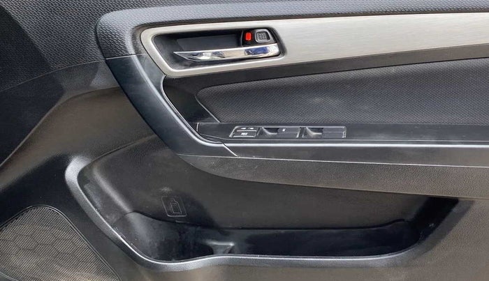 2018 Maruti Vitara Brezza ZDI, Diesel, Manual, 57,887 km, Driver Side Door Panels Control