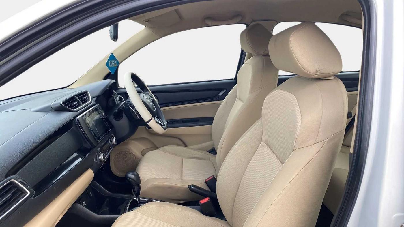 2018 Honda Amaze 1.2L I-VTEC V CVT, Petrol, Automatic, 70,694 km, Right Side Front Door Cabin
