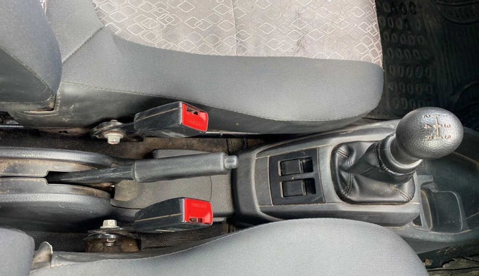 2016 Maruti Alto 800 VXI, Petrol, Manual, 49,256 km, Gear Lever