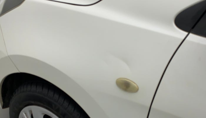 2015 Maruti Celerio VXI (O), Petrol, Manual, 50,093 km, Left fender - Slightly dented