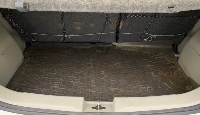 2015 Maruti Celerio VXI (O), Petrol, Manual, 50,093 km, Boot Inside